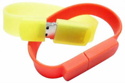 USB_wristband_2.jpg